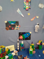 Выставка детского творчества &quot;Загадочный космос&quot;.
